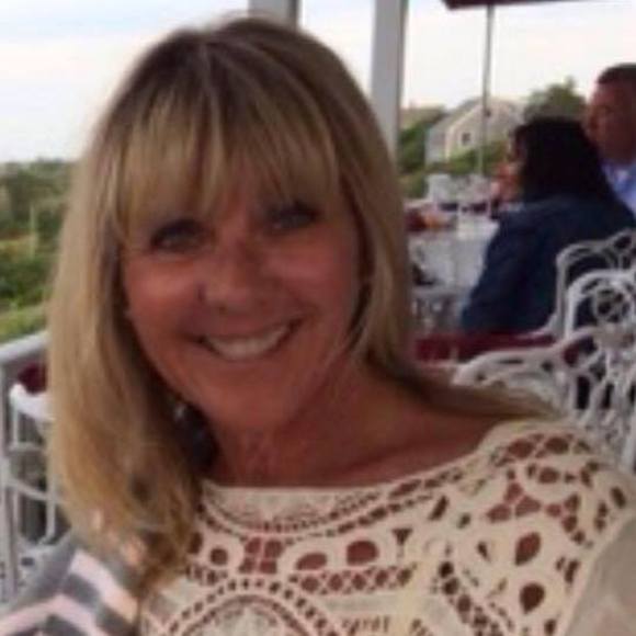 Meet your Posher, Sandra - Picture 1 of 1